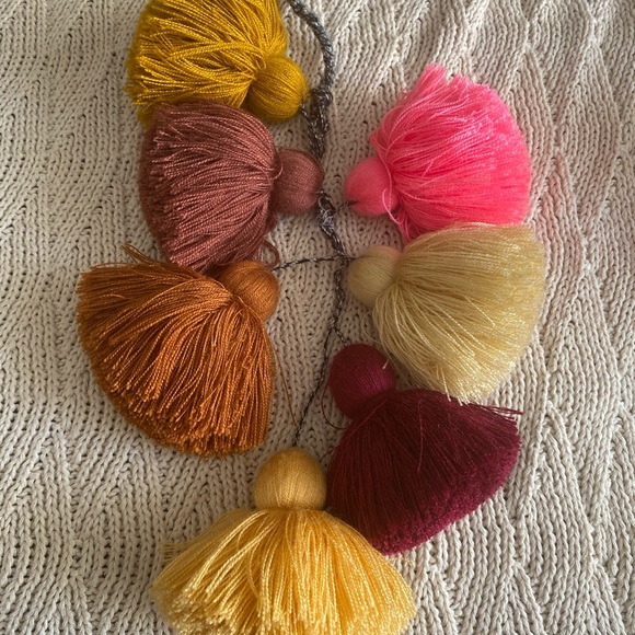 Nena & Co AOTM Tassel - Picture 4 of 5